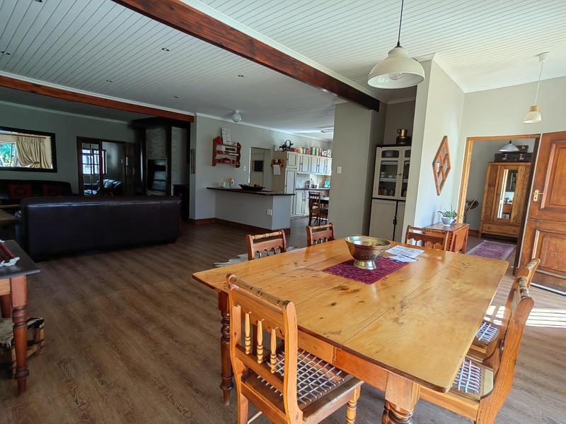 5 Bedroom Property for Sale in Prince Alfred Hamlet Western Cape